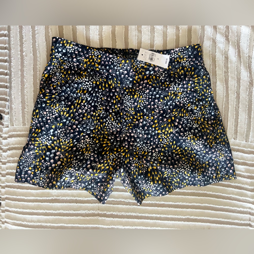 NWT LOFT Multicolor Floral Shorts S